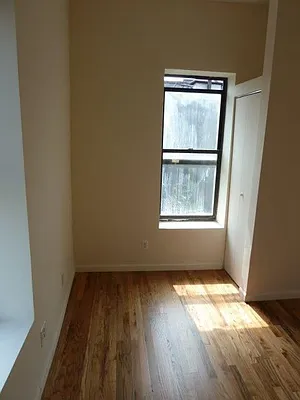 Rented by Chartwell Manhattan Realty | media 8