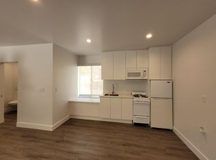 8814 Riderwood Dr #1, Sunland, CA 91040