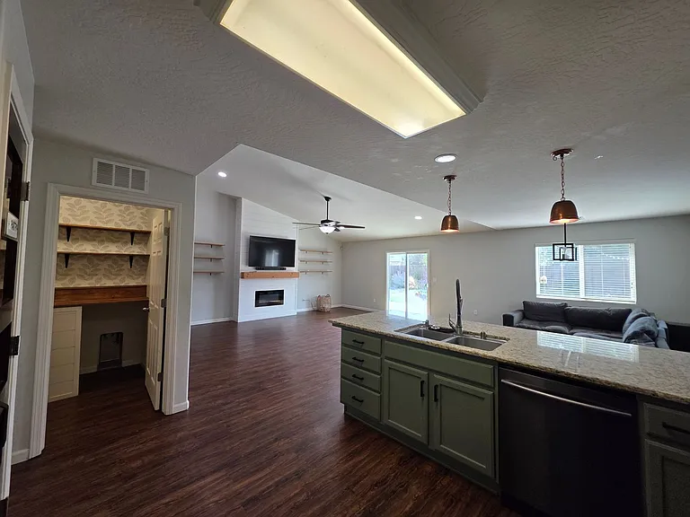 3112 N Zachary St — Photo 5