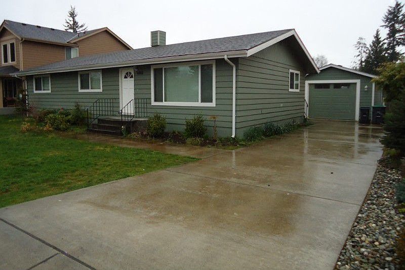 1st image of 4802 75th Ave NE