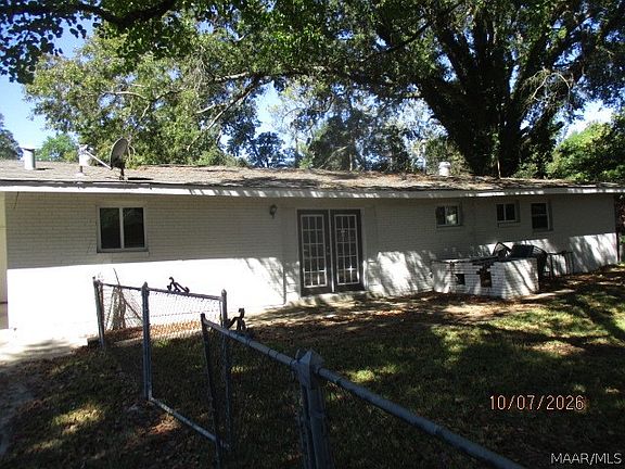 4th image of 731 Alamo Dr