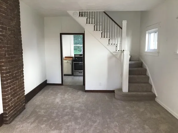 6349 Douglas St, Pittsburgh, PA 15217