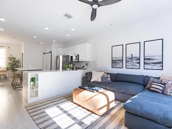 72 SE 6th Ave APT H, Delray Beach, FL 33483