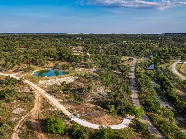 205 Mount Gainor Rd, Dripping Springs, TX 78620