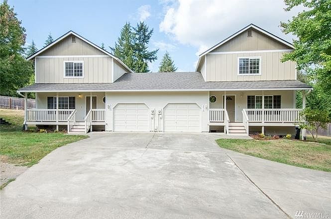 1st image of 4834 Lupine Ln NW