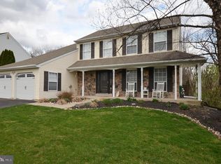 218 Stallion Ln, Schwenksville, PA 19473