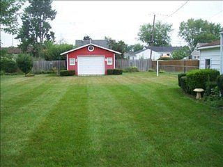 3rd image of 515 Maplewood Dr
