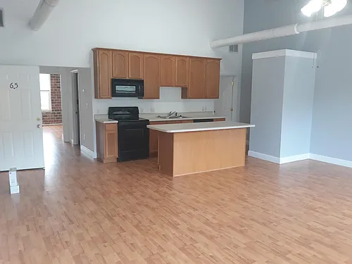 428 W Dee St Photo 1