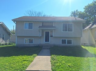 3717 4th St, Des Moines, IA 50313