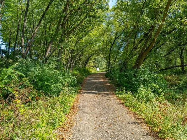 5680 Harbort Road, Waunakee, WI 53597