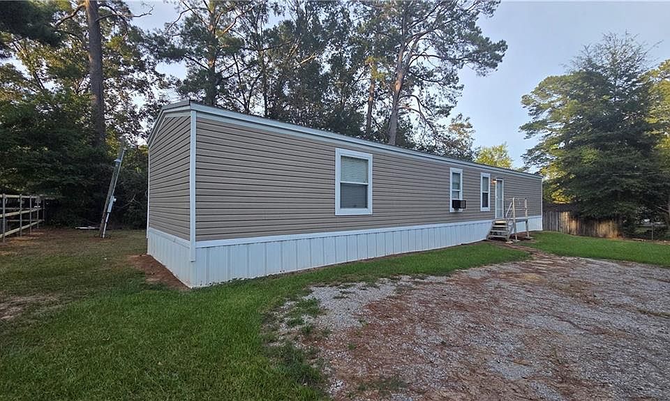 1st image of 311 Paradise Rd