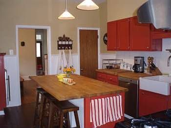 5th image of 3443 Sunnyside Ave