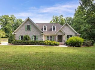 7307 Whitaker Ct, Summerfield, NC 27358