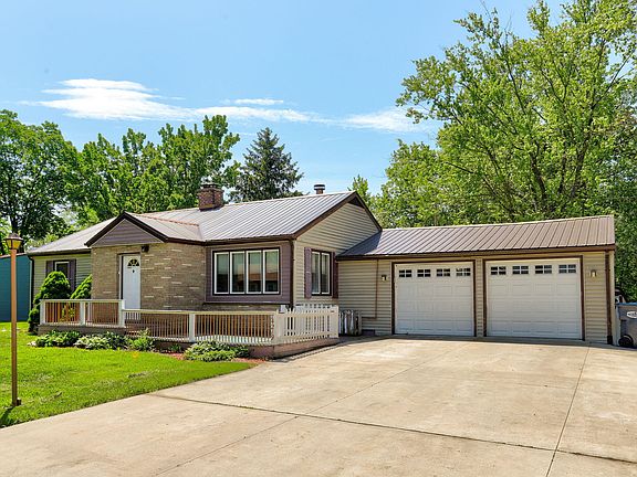 3rd image of 74219 Lambert Dr