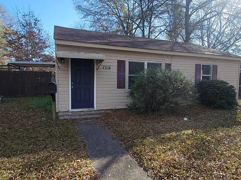 6301 Canal Blvd — Photo 1