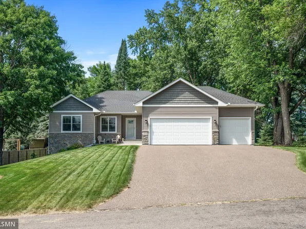 2639 Richard Dr, White Bear Township, MN 55110
