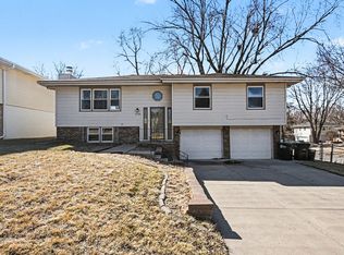 5706 S 110th Cir, Omaha, NE 68137