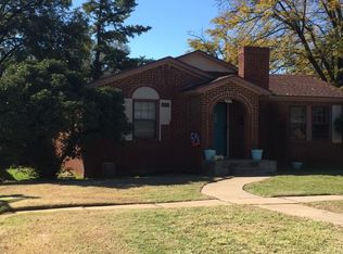 1211 W 7th St, Plainview, TX 79072