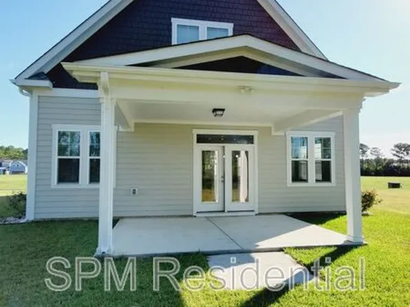 178 Spicer Lake Dr, Holly Ridge, NC 28445