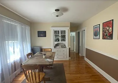 5 bed, 9999 sqft, $7,250 — Photo 2