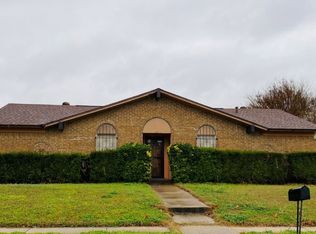 1726 Kingsbridge Dr, Garland, TX 75044