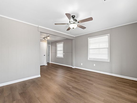 5th image of 5311 Wood St