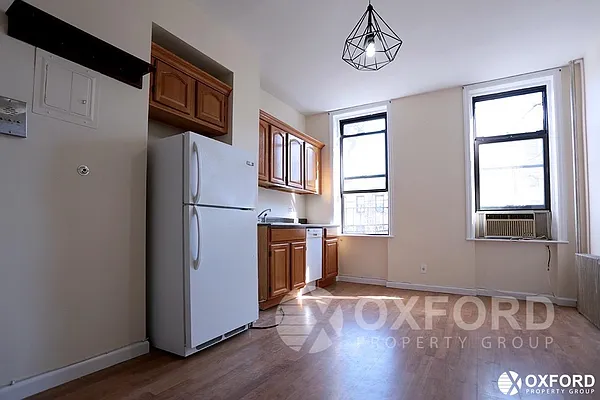 Rented by Oxford Property Group | media 21
