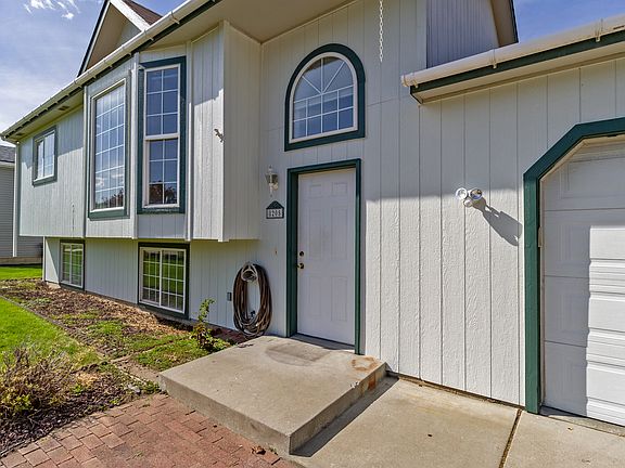 4th image of 8205 E Baldwin Ave