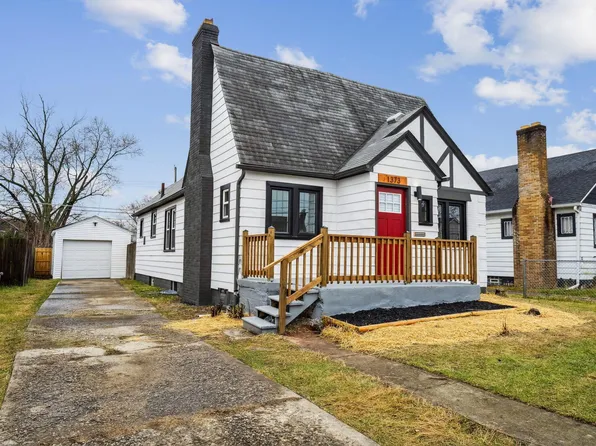 1373 E Hudson St, Columbus, OH 43211