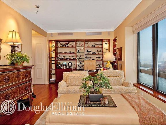 5th image of 530 E 76th St APT 25H