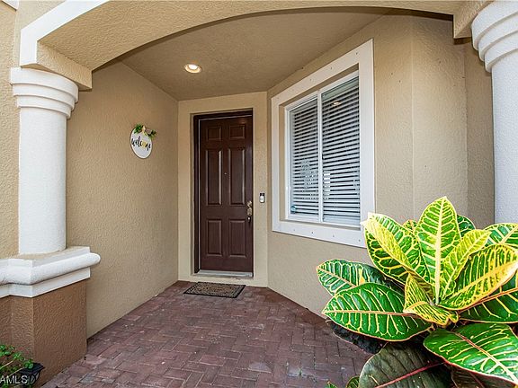 2nd image of 2422 Laurentina Ln