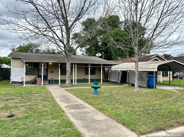 807 E Fannin, Beeville 78102