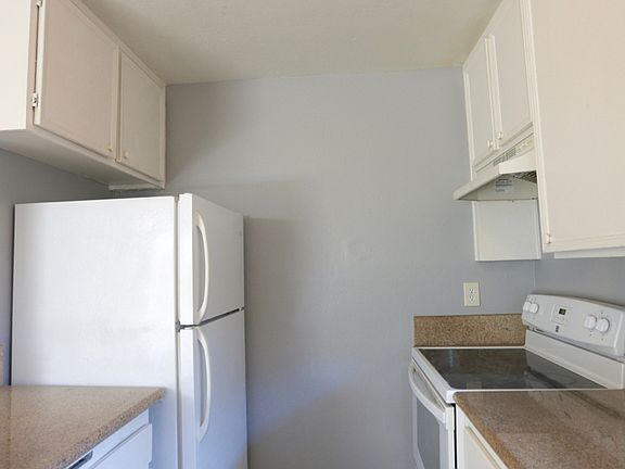3rd image of 1169 N Escondido Blvd #1