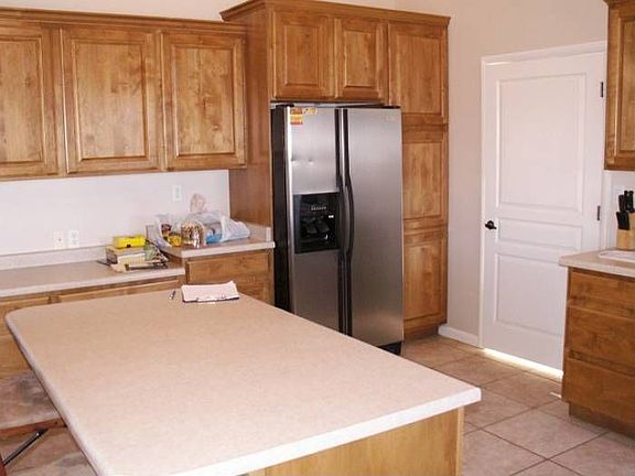 Kitchen/Island