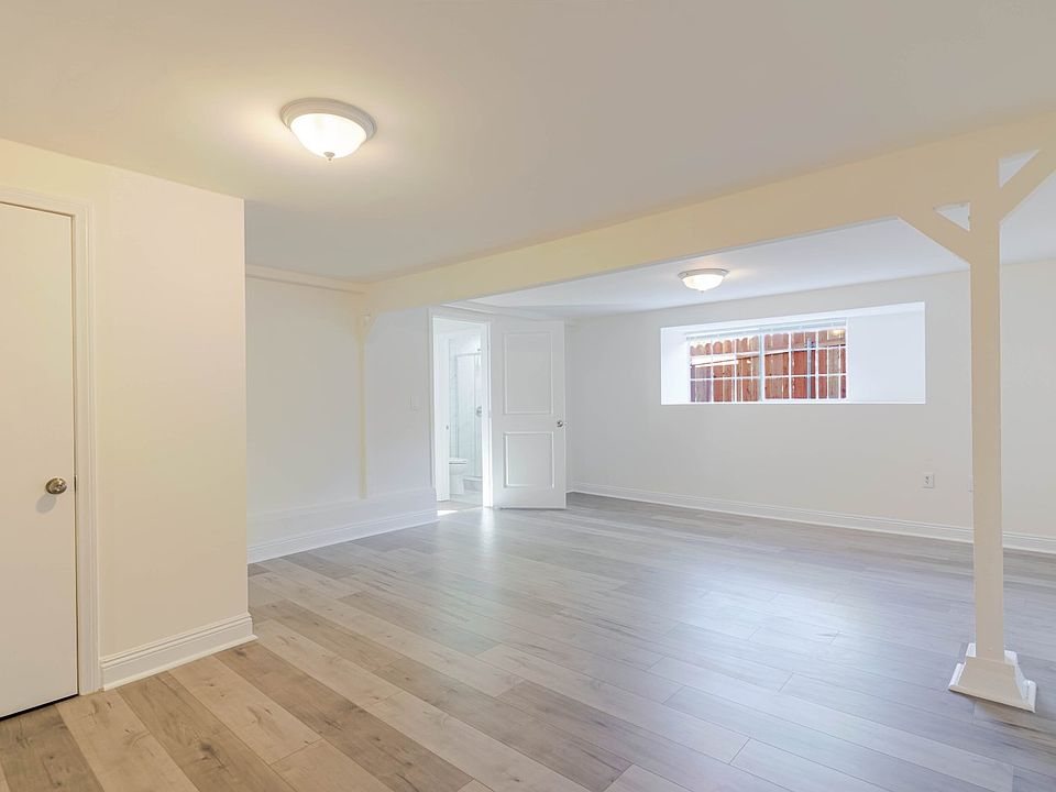 1st image of 10528 Hillhaven Ave #1/4