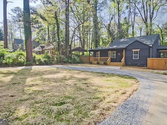 4th image of 2543 Midway Rd
