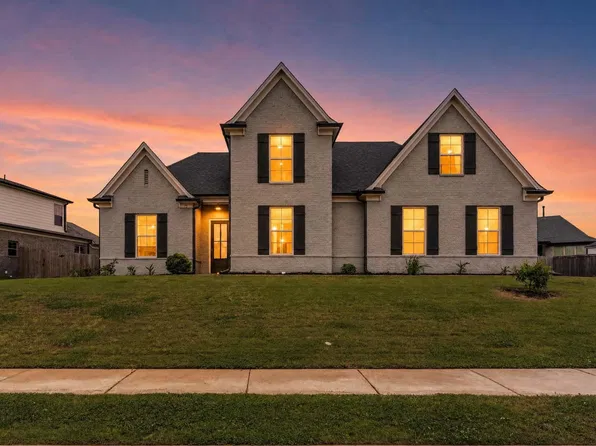 75 Laurel Wood Ln, Oakland, TN 38060