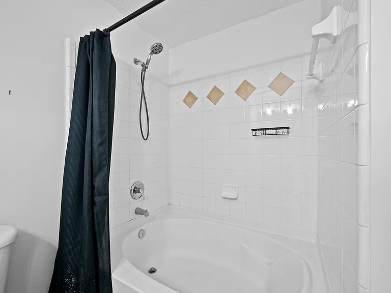 245 Murcia Dr #201 — Photo 19