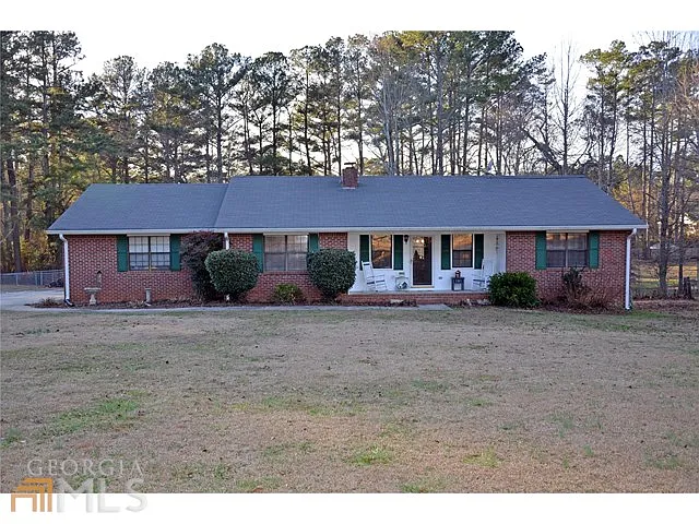 125 Holly Hill Rd photo 1