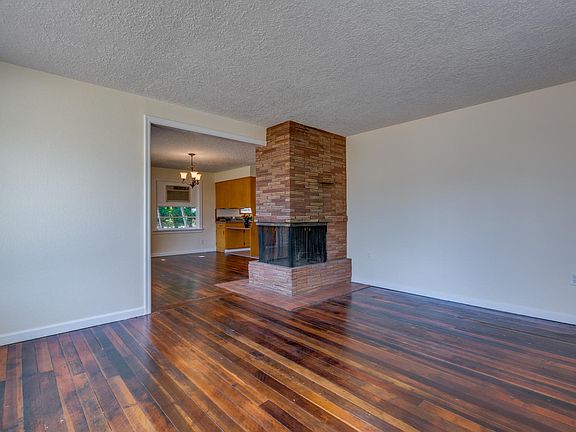 3rd image of 10612 NW 21st Ave