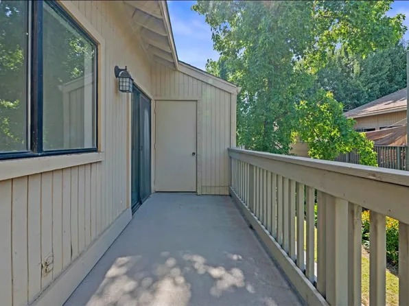 3939 Madison Ave APT 214, North Highlands, CA 95660