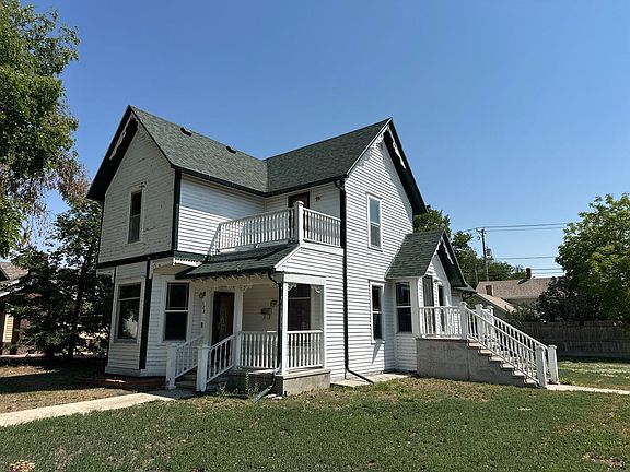 2nd image of 129 Taylor St