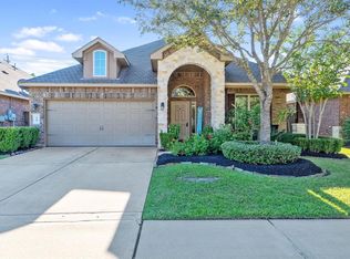 610 Pedernales St, Webster, TX 77598