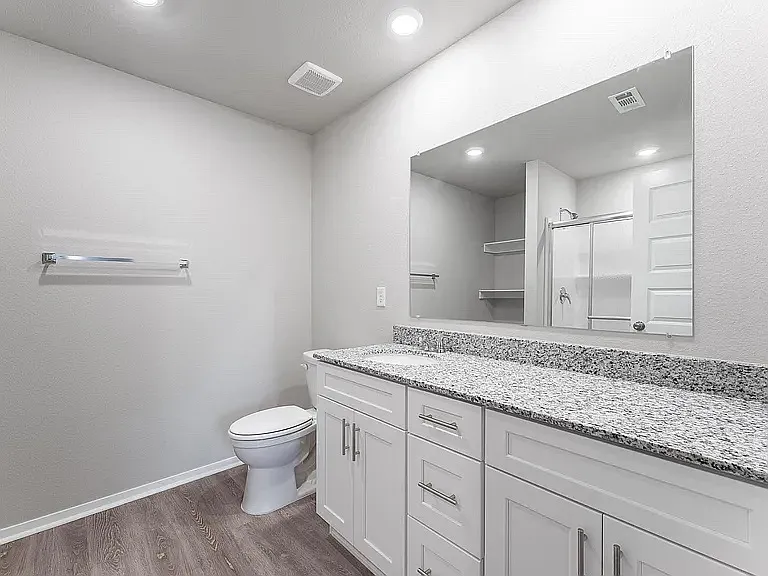 2527 E Meramec St — Photo 7