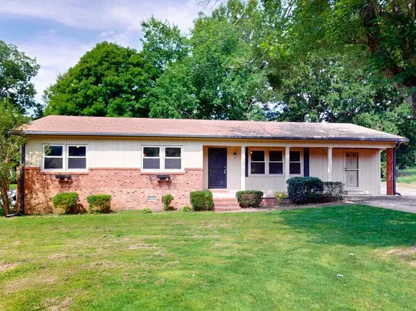 155 Henderson Dr, Paris, TN 38242
