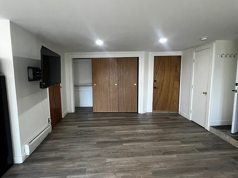 593 Tyner Way — Photo 38