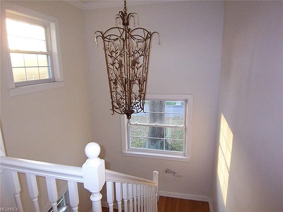 Attractive stairway