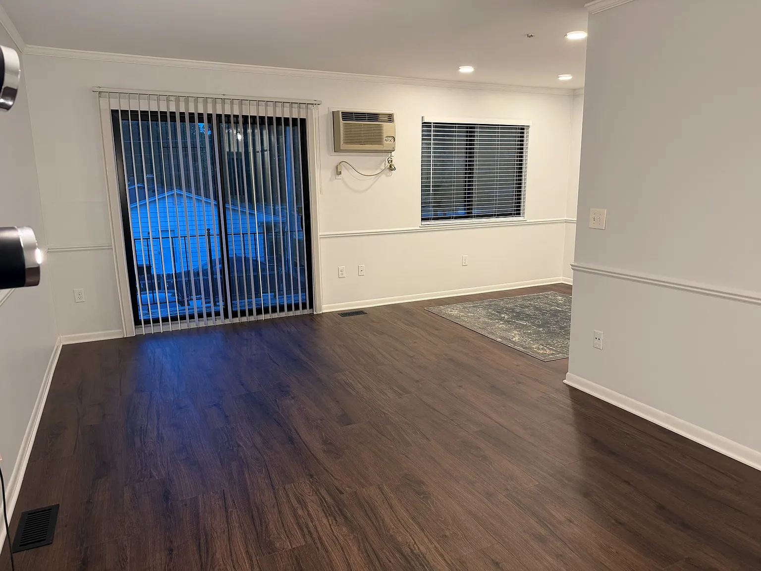 2 bed, 850 sqft, $1,550 — Photo 2