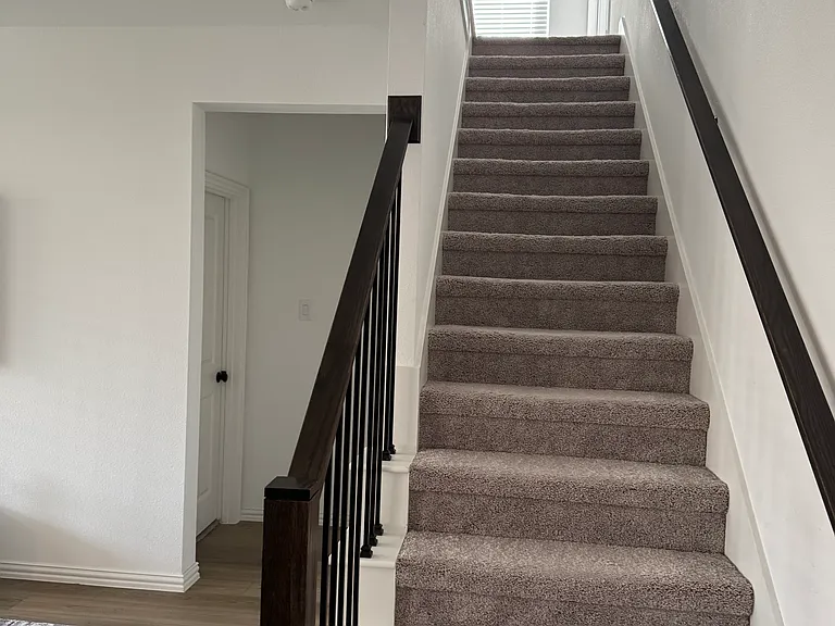1633 Glacier Dr — Photo 6