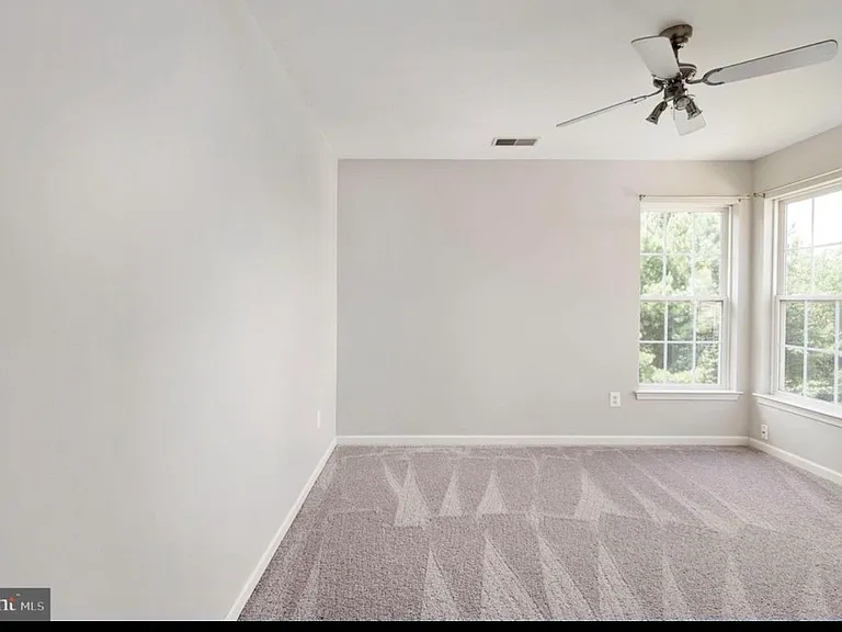 9333 Birch Cliff Dr — Photo 25